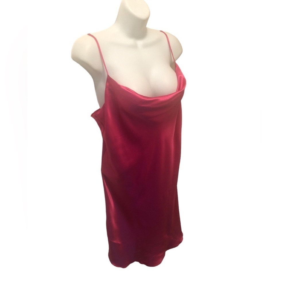 VTG VS Y2K Gold Label 100% SILK Chemise Sz. M Dark Pink Draped Neck Goddess